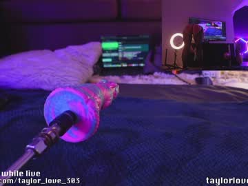 free nude cam girl taylor_love_303 image #4100297