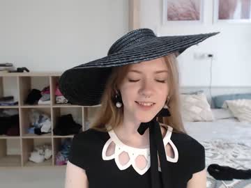 free nude cam girl scharmanta image #5236083