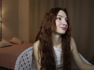 free nude cam girl _guesswhat_ image #1116399