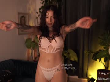 free nude cam girl effylowell_ image #3867168