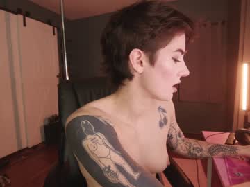 free nude cam girl aynmarie image #5485377