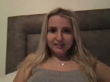 free nude cam girl lilchloelovee image #6916969