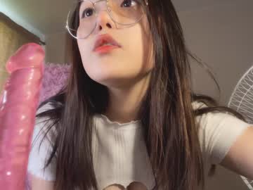 free nude cam girl shy_lee33 image #4725770