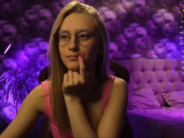 free nude cam girl angeellina image #4001400