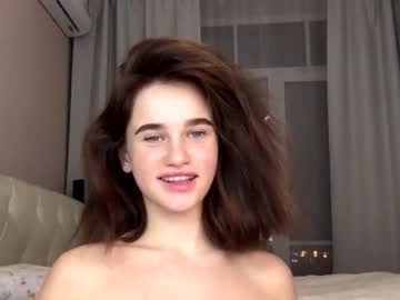 free nude cam girl ella_hey image #3173066