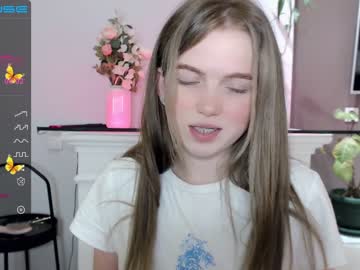 free nude cam girl small_blondee image #2839795