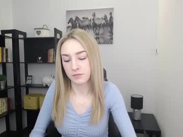 free nude cam girl little_e_mily image #1238960