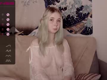 free nude cam girl yoliverse image #2132680
