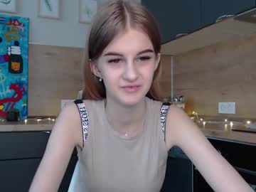 free nude cam girl mila_cuteee image #510295