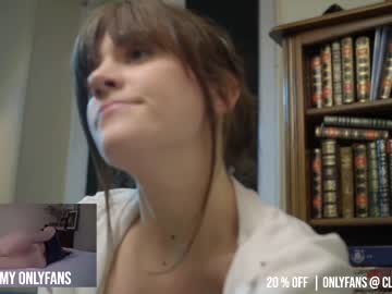 free nude cam girl claire_moulin image #3278139