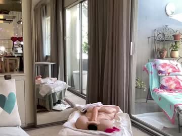 free nude cam girl gl1tter_barbie image #5610226