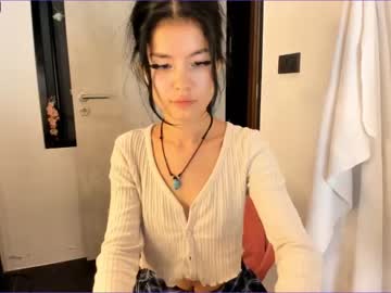 free nude cam girl akino_17 image #1849520