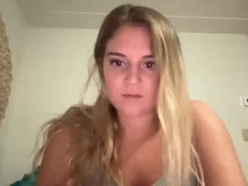 free nude cam couple snowbunnyass image #4130618
