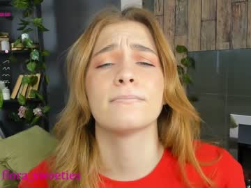 free nude cam girl thomashelena image #1294077