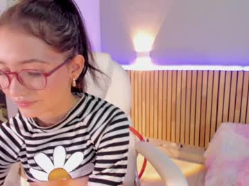 free nude cam girl little_effy18 image #6561112