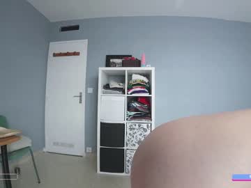 free nude cam girl boobsgwendy image #4421667