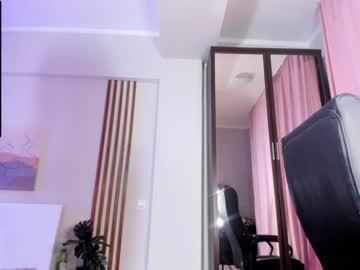 free nude cam girl kim_yana image #2395416