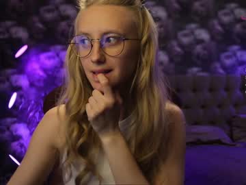 free nude cam girl angeellina image #4357493