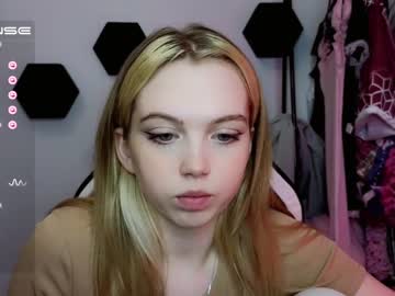 free nude cam girl small_blondee image #4327274