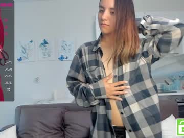 free nude cam girl karalyons image #4919292