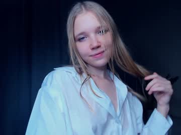 free nude cam girl hug_honestly image #5769096
