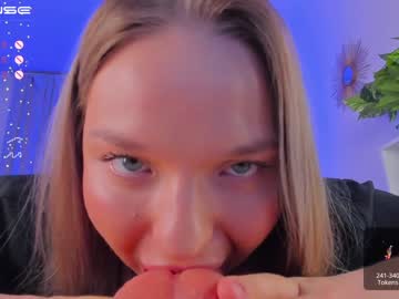 free nude cam girl violla_sinz image #3709921