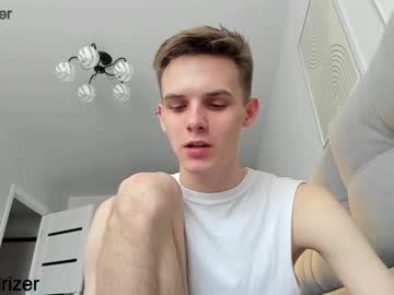 free nude cam man horny_jerk_roy_prick2001 image #2077039