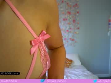 free nude cam girl rosiebones image #2008908