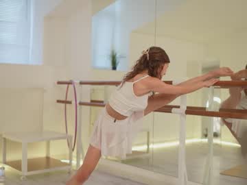 free nude cam girl eli_sun image #6523517