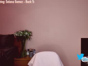 free nude cam girl hollyextra image #2049050