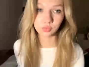free nude cam girl sultry_dreamer_4ever image #7021105