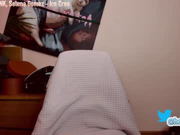 free nude cam girl hollyextra image #2022439