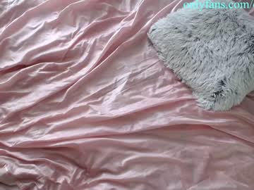 free nude cam girl cutielilly24 image #303469