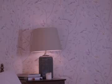 free nude cam girl _2strangers image #2147022