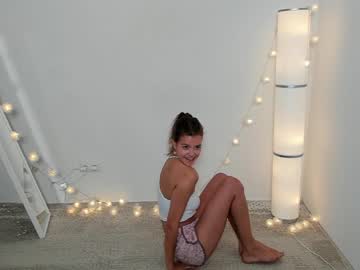 free nude cam girl eli_sun image #2537131