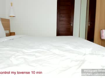 free nude cam girl carolinaherera image #2212976