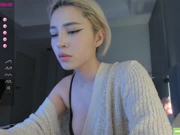 free nude cam girl hee_jin image #2653800