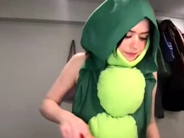 free nude cam girl littlesugarpea image #4011160