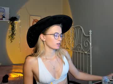 free nude cam girl linellali image #2472228