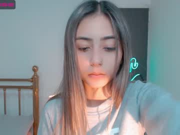 free nude cam girl gummy_bear7 image #1246738