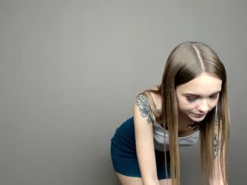 free nude cam girl mia_monk image #3149486