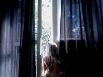 free nude cam girl amourvenenum image #2342559