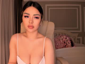 free nude cam girl bae_suz image #1534950