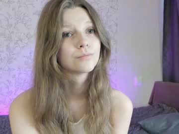 free nude cam girl alainaestrada image #5536891