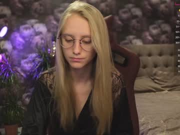 free nude cam girl angeellina image #2439848