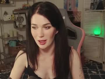 free nude cam girl evelynclaire image #6044871