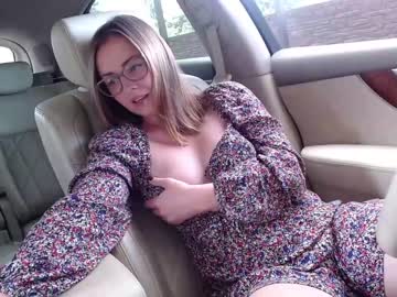 free nude cam girl juicy_peach88 image #2193270