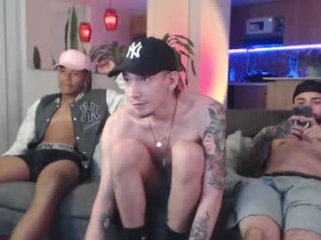 free nude cam man fratguysonline image #4060438