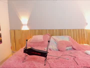 free nude cam girl little_effy18 image #5397382