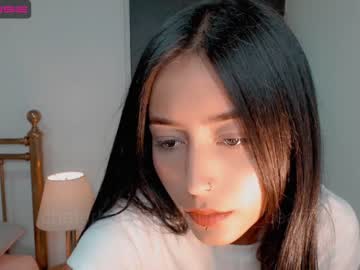 free nude cam girl gummy_bear7 image #2531993